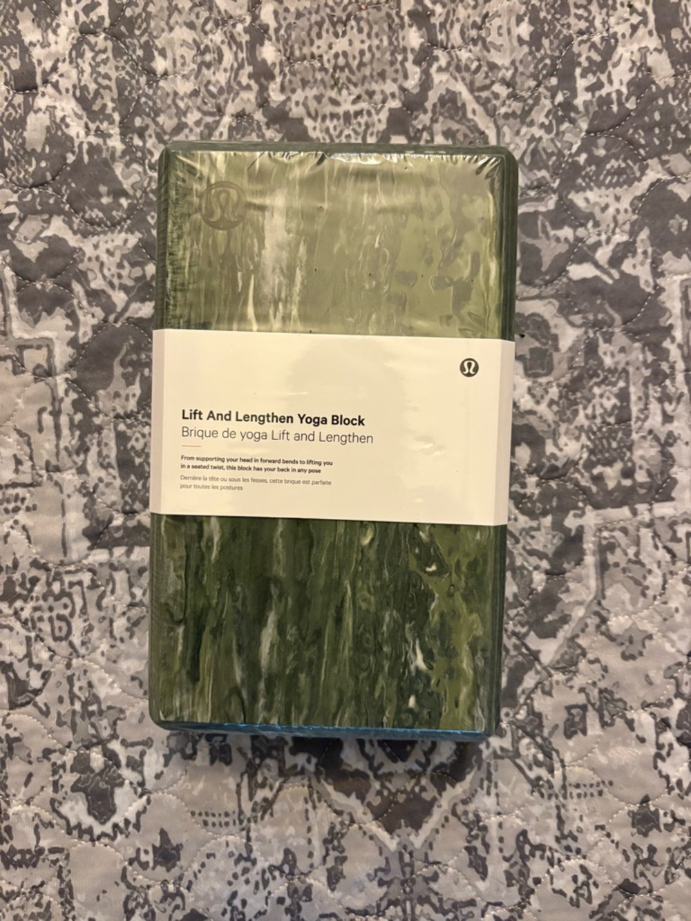 NWT Lululemon Lift and Lengthen Yoga Block